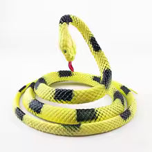 135Cm Realistic Plastic Complicated Toy Fake Snakes Garden Props Prank Halloween Model Gift K61