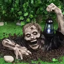 1pc Halloween Zombie Crawling Horror Decor, Scary Led Lights Zombie Holding Lantern Outdoor Figurine Light Ps10
